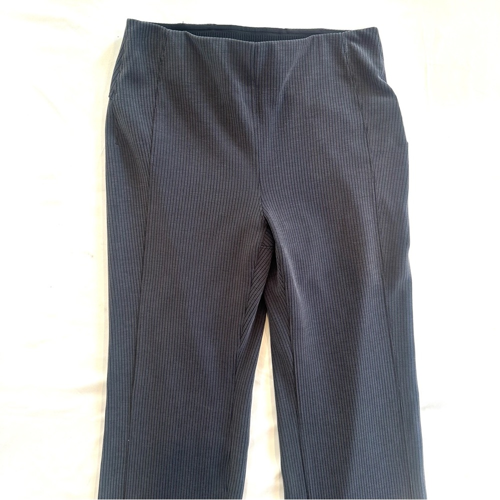 lululemon Softstreme Charcoal Ribbed Flare Pants - Picture 5 of 8